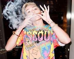 Miley Cyrus smoking